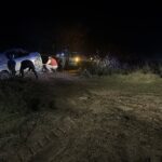 En Arroyo Aguiar, un hombre, al realizar una mala maniobra con su camioneta, quedó empantanado cerca del ingreso al basural