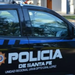 Santa Fe: un niño alertó a la Policía luego de que su madre fuera asesinada por su pareja