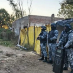 Ordenan prisión preventiva de 4 hombres y de una mujer investigados por la venta de droga al menudeo en Esperanza