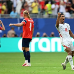 Inglaterra le ganó en el alargue a Noruega y se clasificó a la semifinal