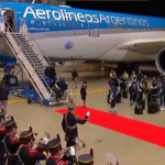 Así fue la emotiva llegada de la Selección con un multitudinario recibimiento