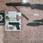La insultó en la escuela, la amenazó por WhatsApp y mandó fotos de armas; terminó en la comisaría de Laguna Paiva