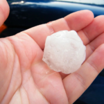 Hallaron microplásticos y metales en muestras de granizo en Santa Fe