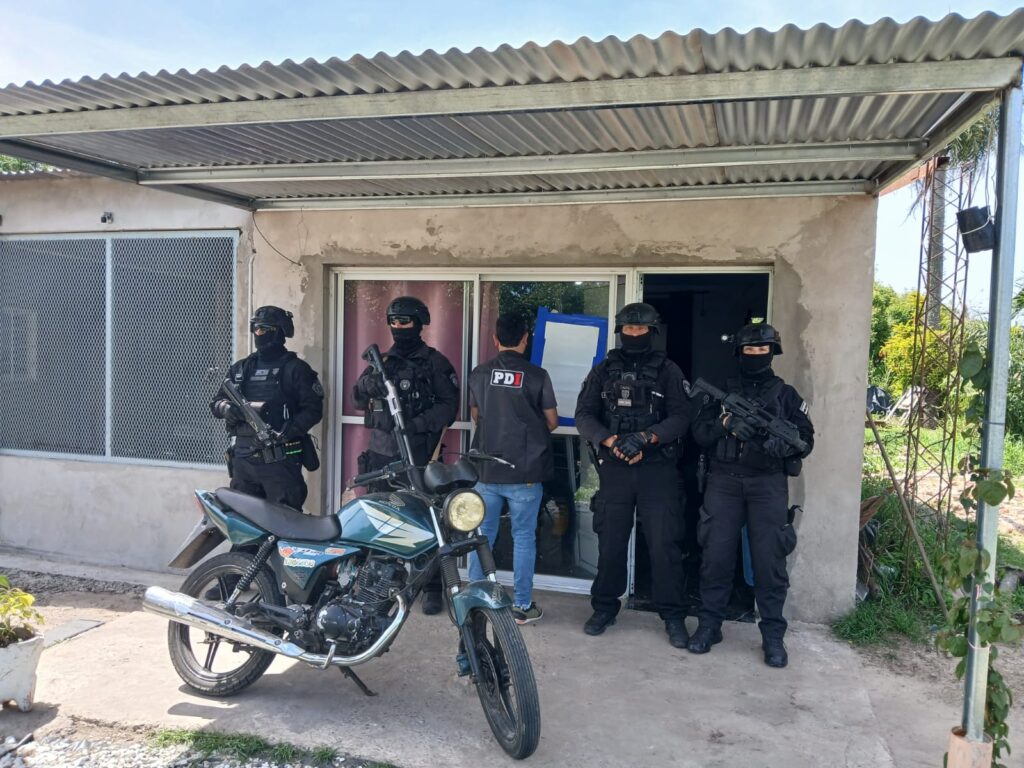 La Policía de Investigación detuvo a un hombre por microtráfico en Villa Ocampo