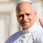 El papa León XIV fue operado «con éxito» y está en su habitación